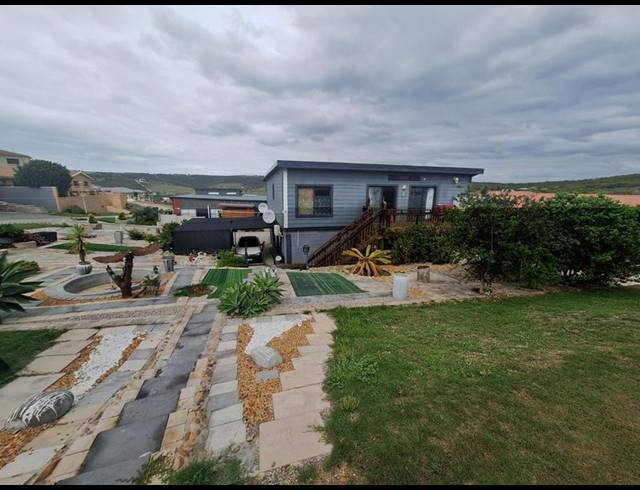 7 BEDROOM HOUSE FOR SALE IN SEEMEEU PARK